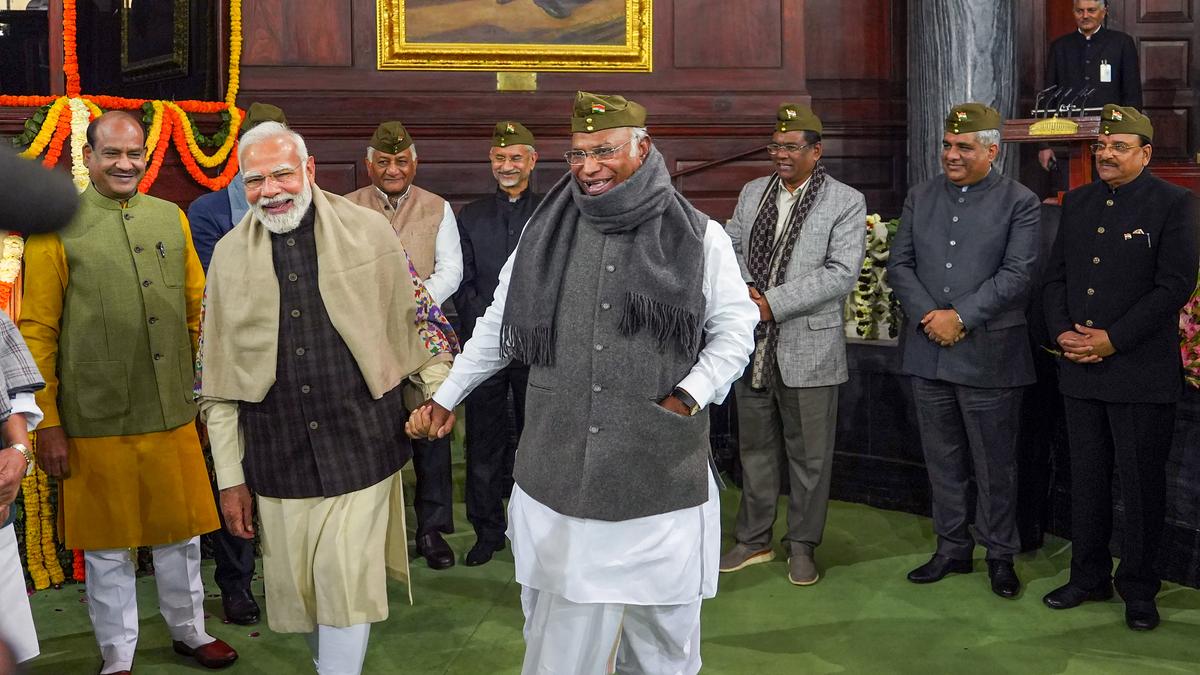 PM, Lok Sabha Speaker pay tribute to Netaji at Parliament