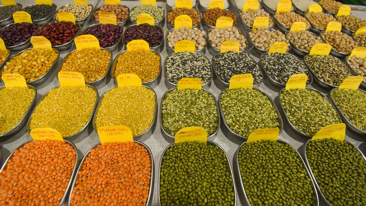 Centre re-starts retail sale of pulses as prices rise ahead of festivals