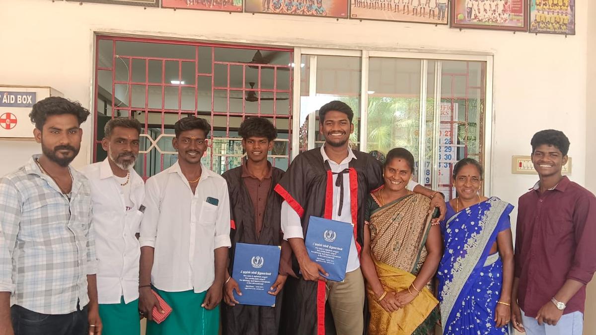 In Pattukottai tribal hamlet, two cousins become first graduates