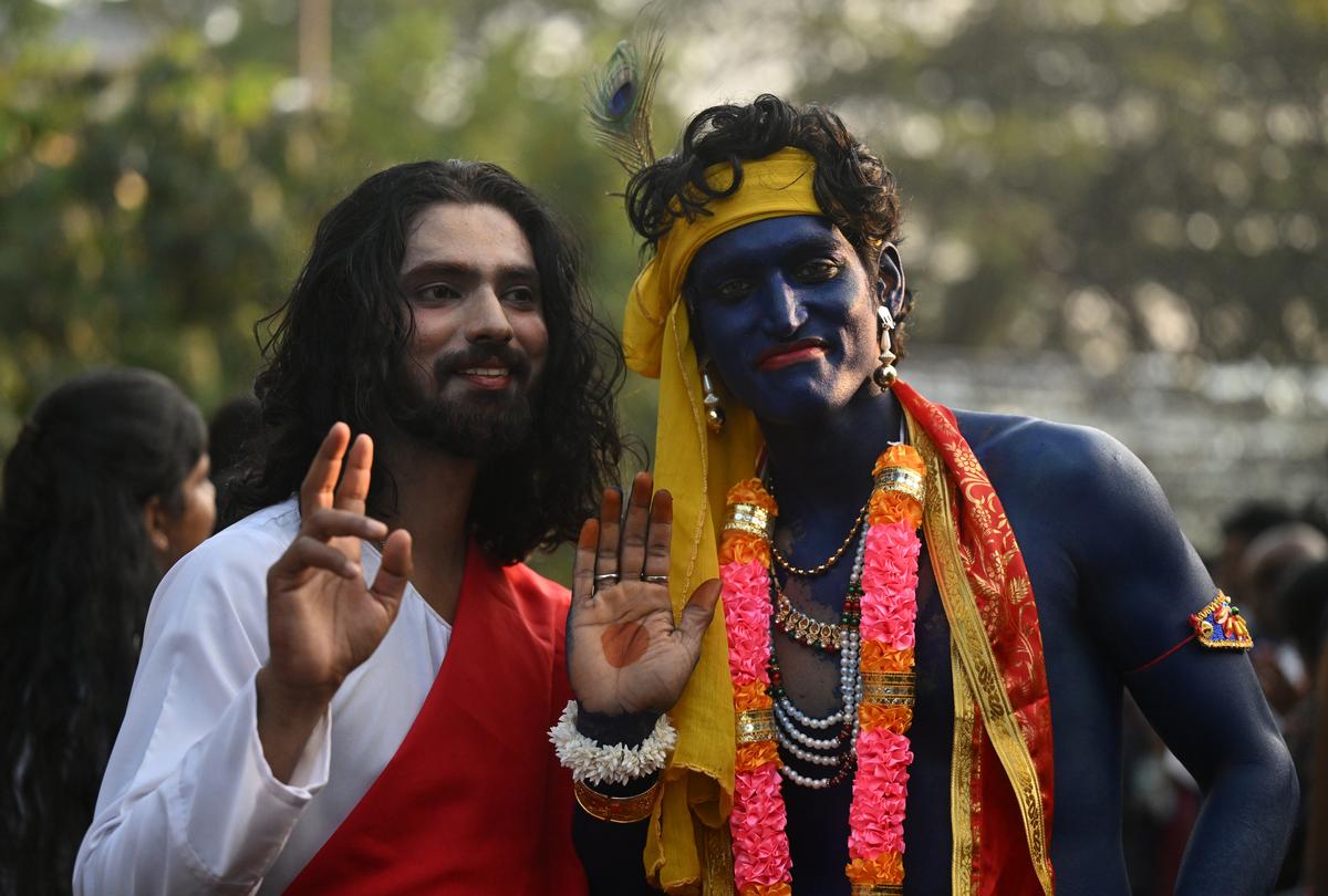 Artistes at the Cochin Carnival rally held in Fort Kochi on Thursday. 