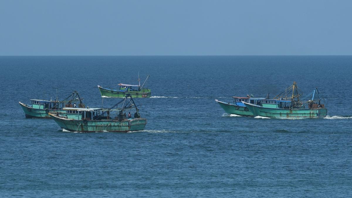 Eight Tamil Nadu fishermen from Rameswaram arrested by Sri Lankan Navy