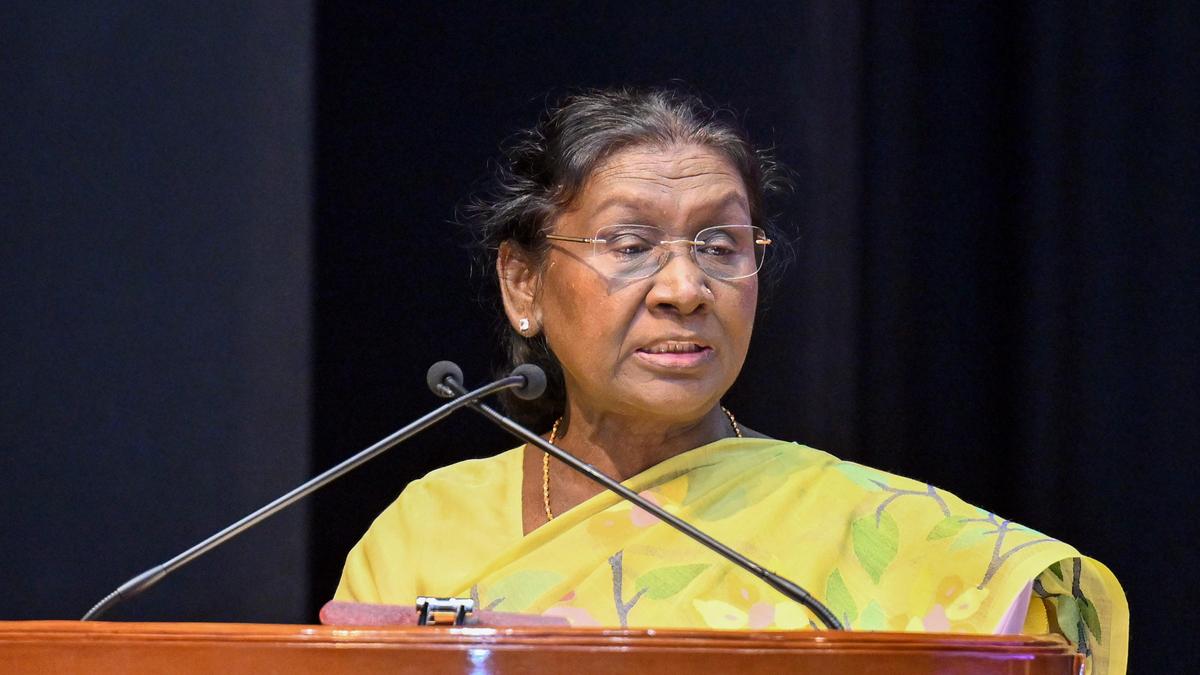 Advance on strength of education and build strong, self-reliant India: President Murmu to youth