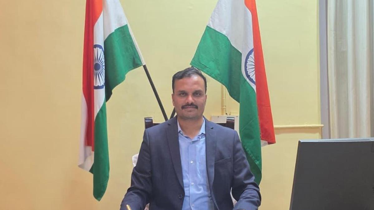 Shivaraju takes charge as Additional Commissioner in Regional Commissioner’s office in Mysuru