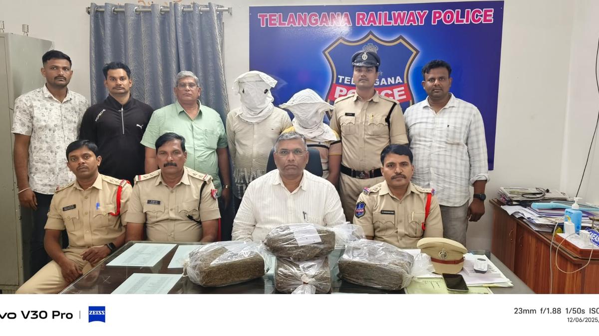Two arrested while transporting ganja from Odisha to Mumbai via Hyderabad