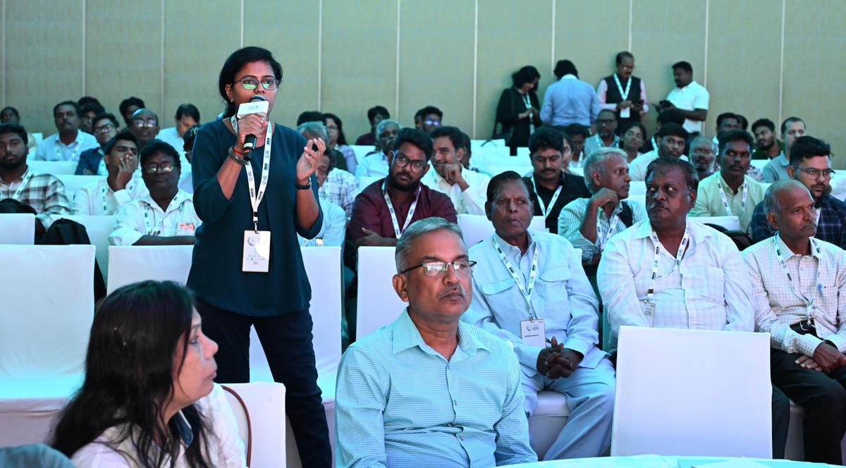 thehindu.com - Siddhi Nawar - Industrialists push for academia-industry integrators at Deep Tech summit