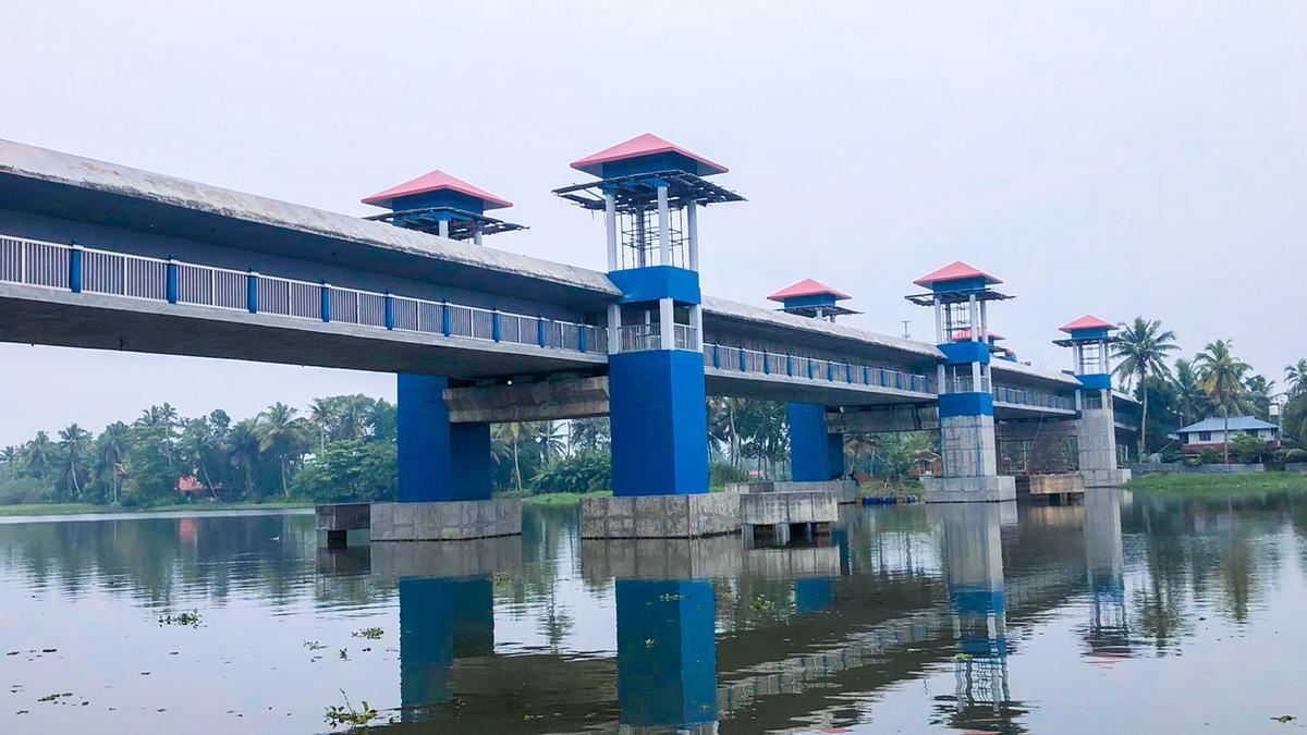 Construction of Padaharam bridge over Pampa river in Kuttanad nears completion