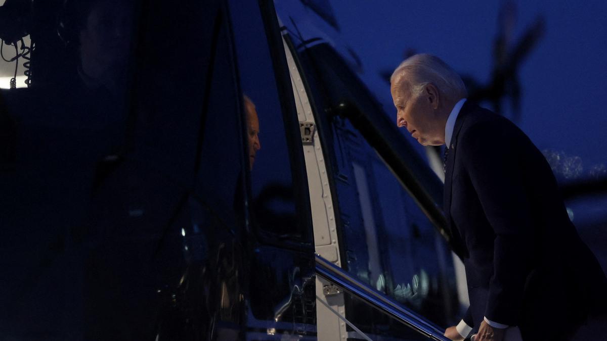 Political consultant behind fake Biden robocalls highlights need for AI rules