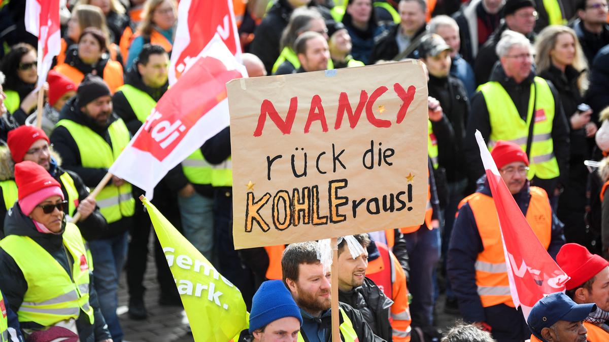 Largest strike in decades brings Germany to a standstill