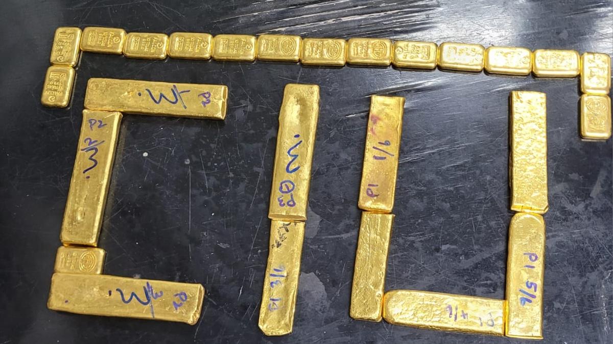 7.7 kgs of gold seized near Rameswaram