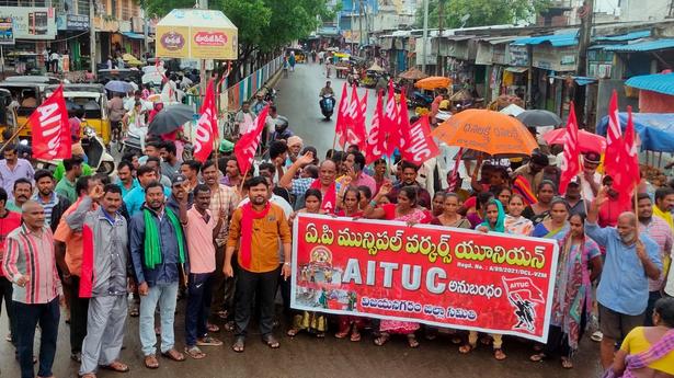 ₹26,000 minimum salary sought for Vizianagaram municipal workers