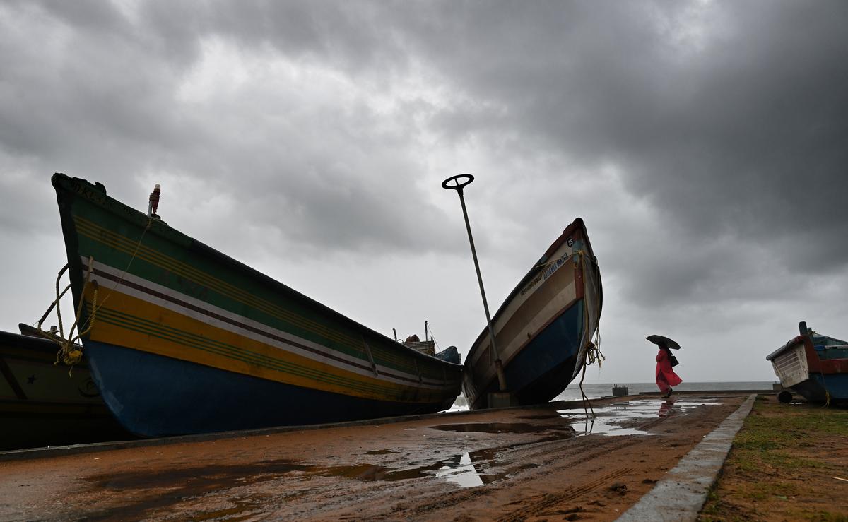 The sea turned rough with high tidal waves on the Shanghumughom beach in Thiruvananthapuram on Monday.