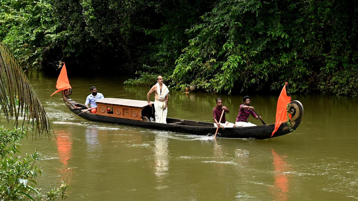 Thiruvonathoni sets sail The Hindu