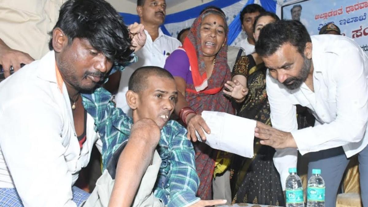 75% of applications received during Jana Spandana in Dharwad resolved on the spot