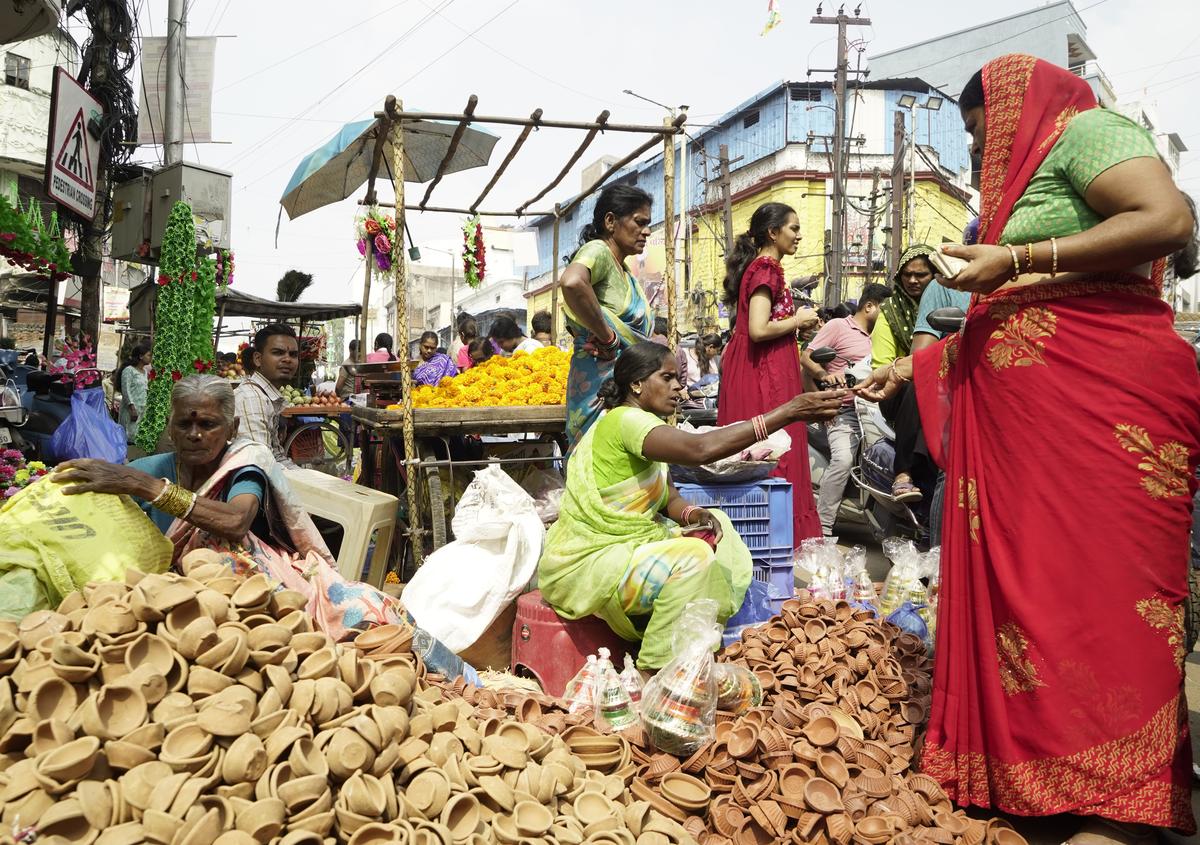 Festive rush fills Begum Bazaar, as shoppers throng the market for diyas on the eve of Deepavali in Hyderabad on Sunday (October 19, 2025). 