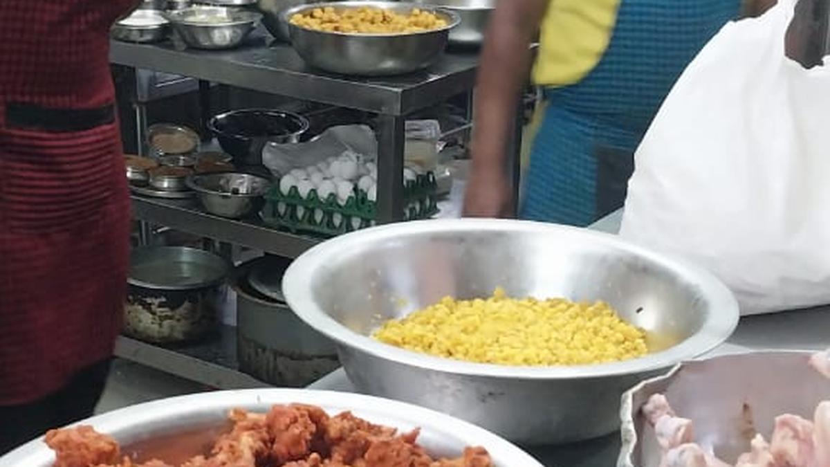 Hygiene violations flagged in Karimnagar restaurants as food safety inspections go beyond Hyderabad