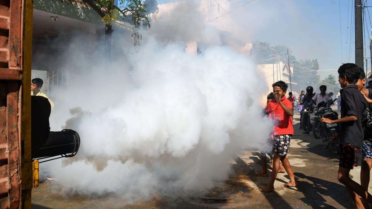 Anti-dengue operation: Madurai Corporation imposes ₹ 10,000 fine on two commercial establishments