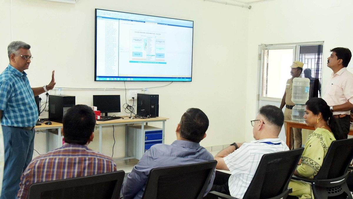 Randomisation of polling personnel done in Virudhunagar district