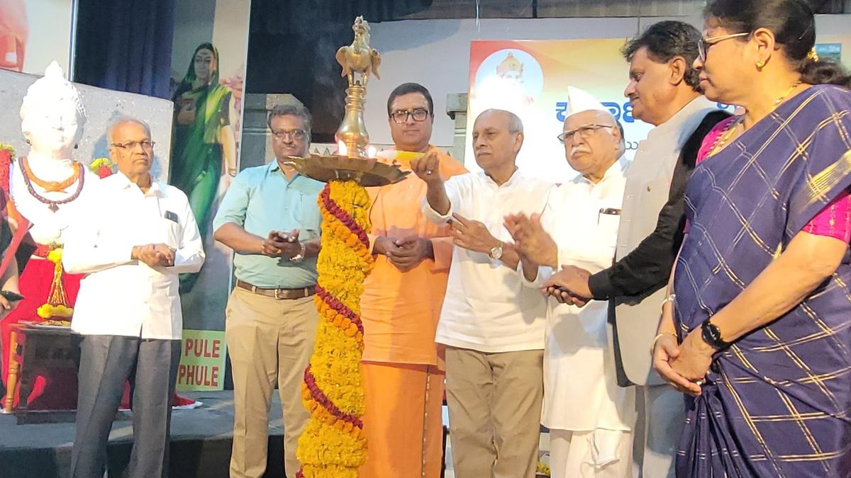 Basavanna represents all communities not just Lingayats, says Kore
