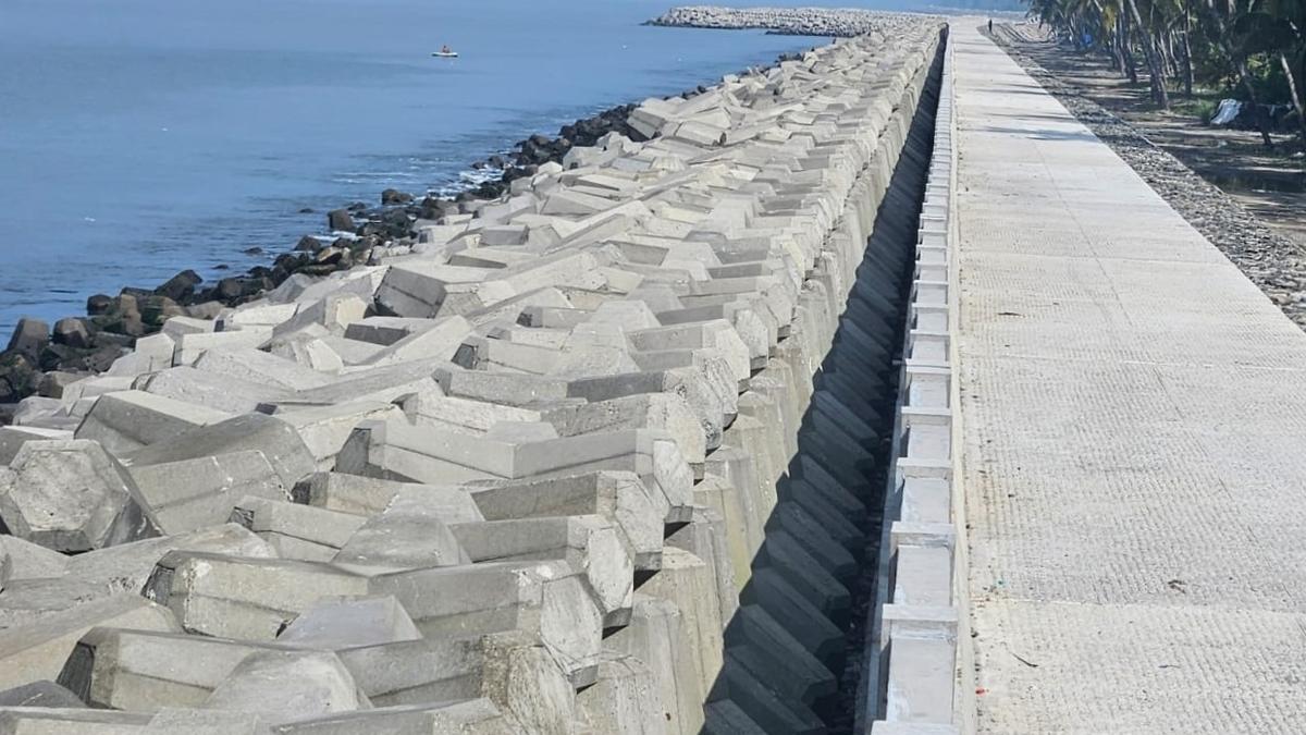 Chellanam residents pin hopes on new sea wall project