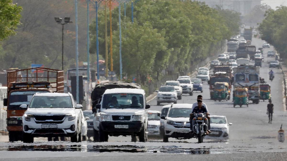 Mercury to soar above normal; more heatwave days in April-June: IMD