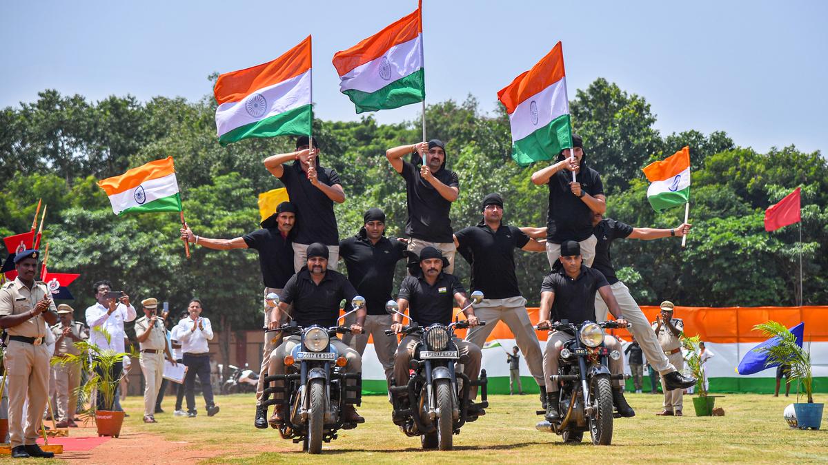 Waltair Division records substantial growth in earnings and loading, says DRM Saurabh Prasad in Visakhapatnam