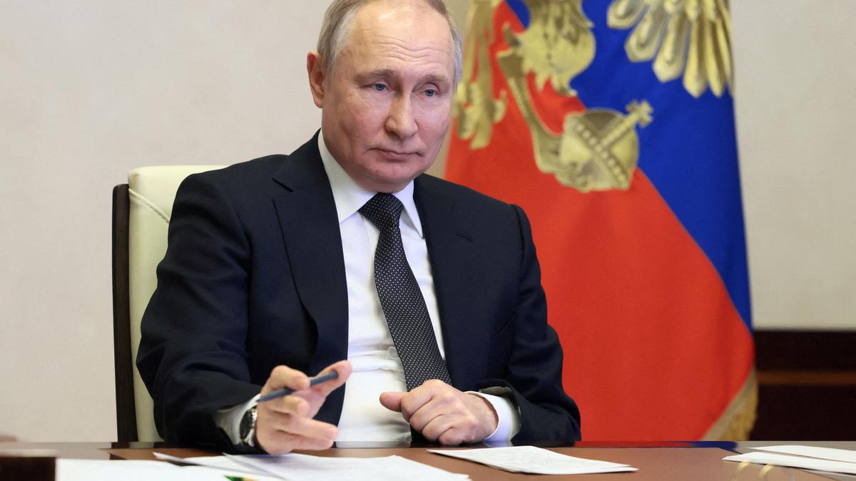 Putin to update Russia's elite on Ukraine war in major speech