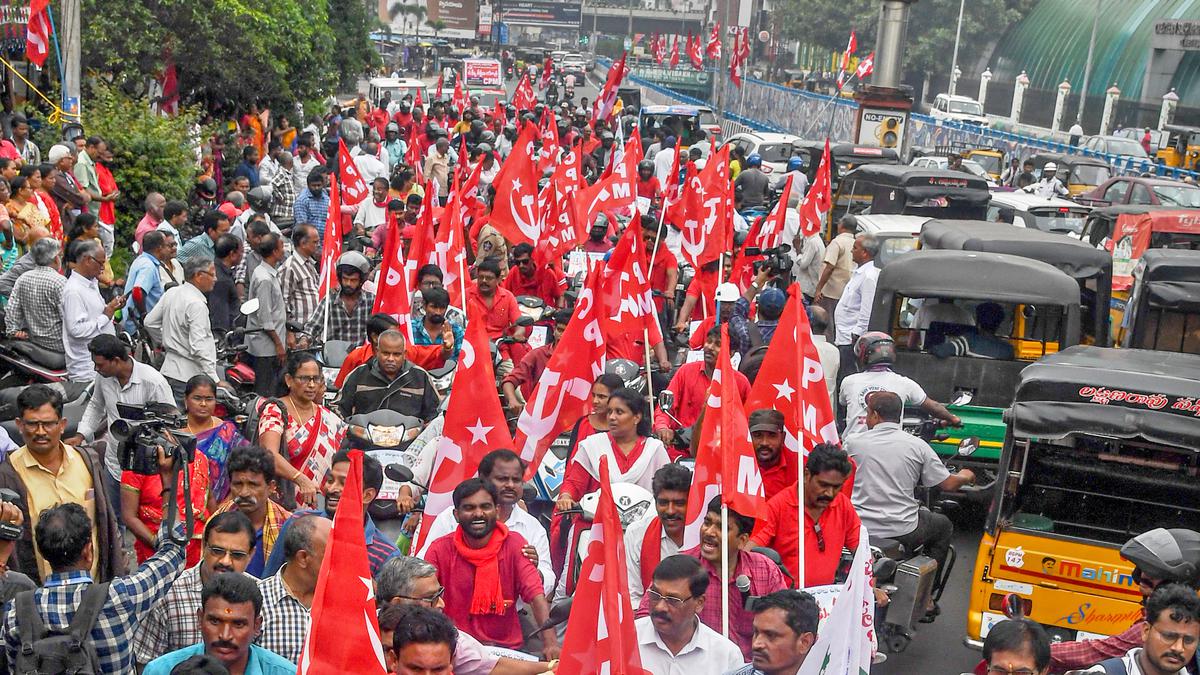 Join agitation for protection of Visakhapatnam Steel Plant, CPI(M) urges YSRCP, TDP, JSP