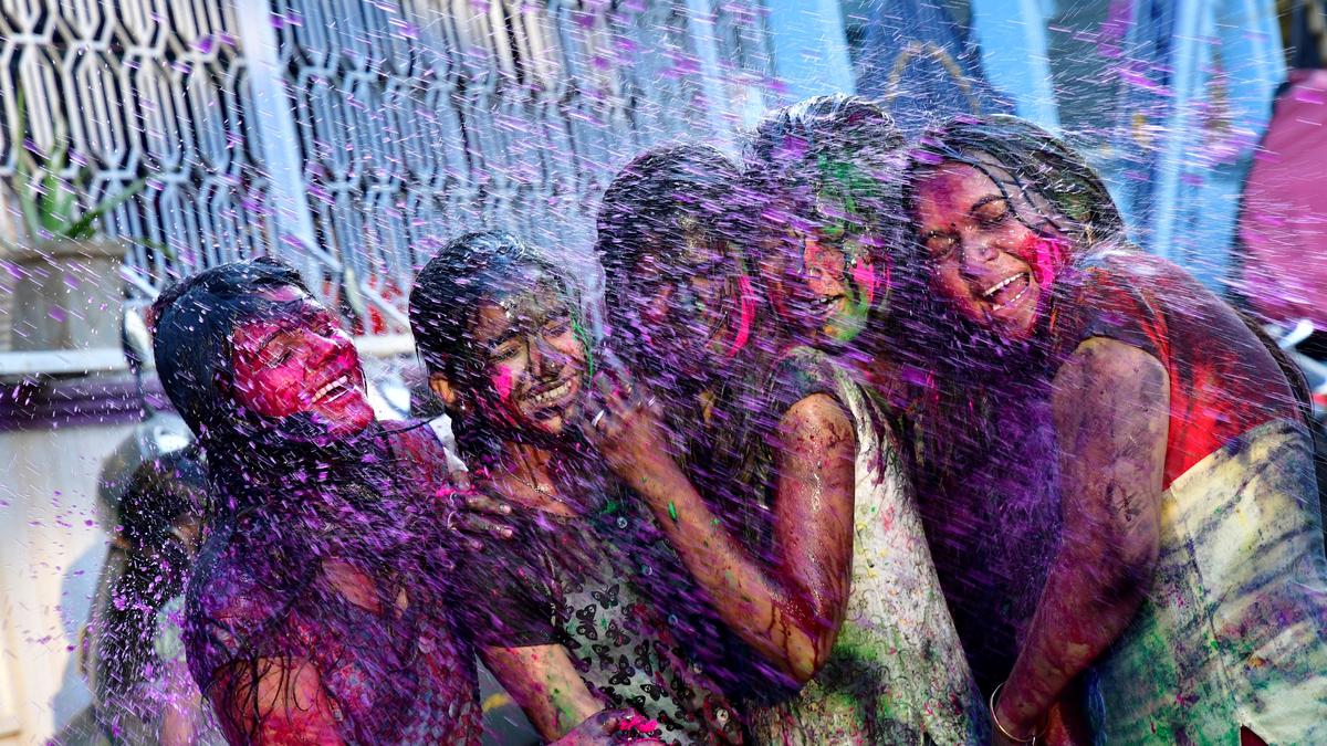 Holi takes on colour of water conservation in Bengaluru