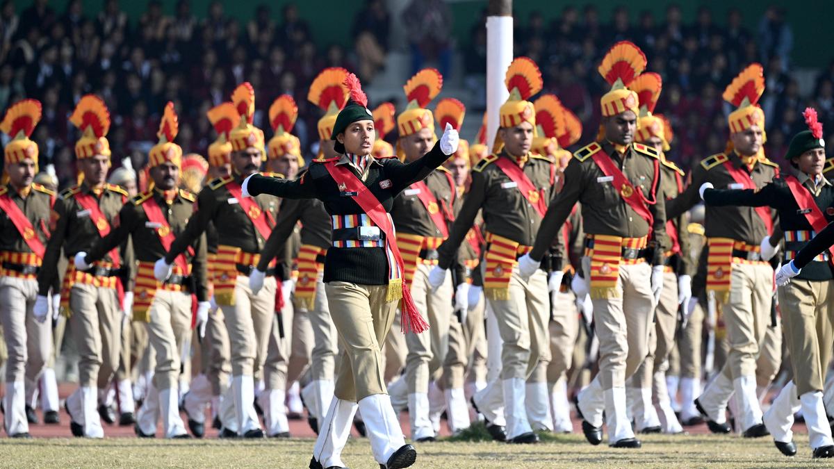 33 police personnel, including five women, to receive gallantry, service medals today
