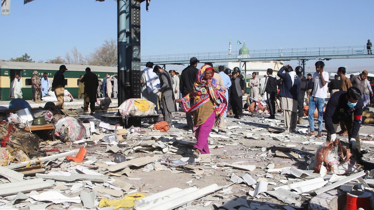 Pakistan bomb blast: At least 24 killed, 46 injured in suicide bombing at railway