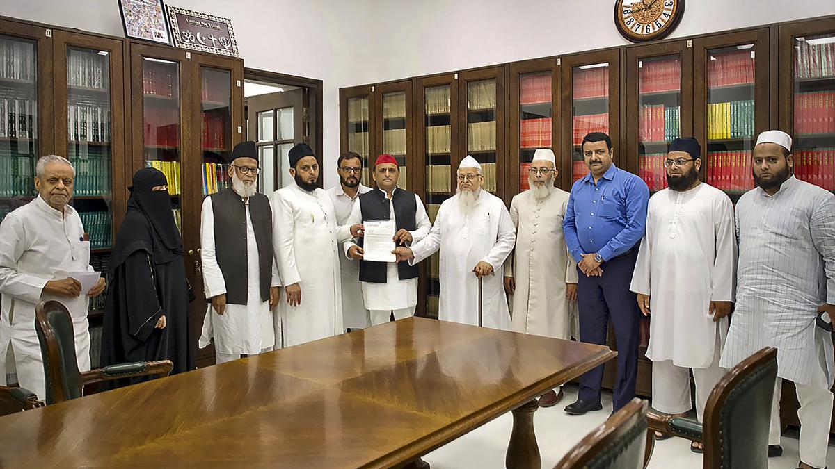 Akhilesh reiterates opposition to Uniform Civil Code after meeting AIMPLB delegation