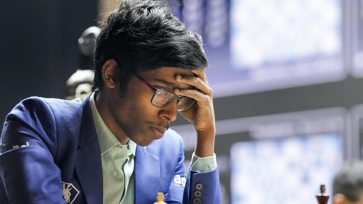 Tata Steel Masters Satranç: Praggnanandhaa tekrar düştü, Gukesh Foreest’in elinde kaldı