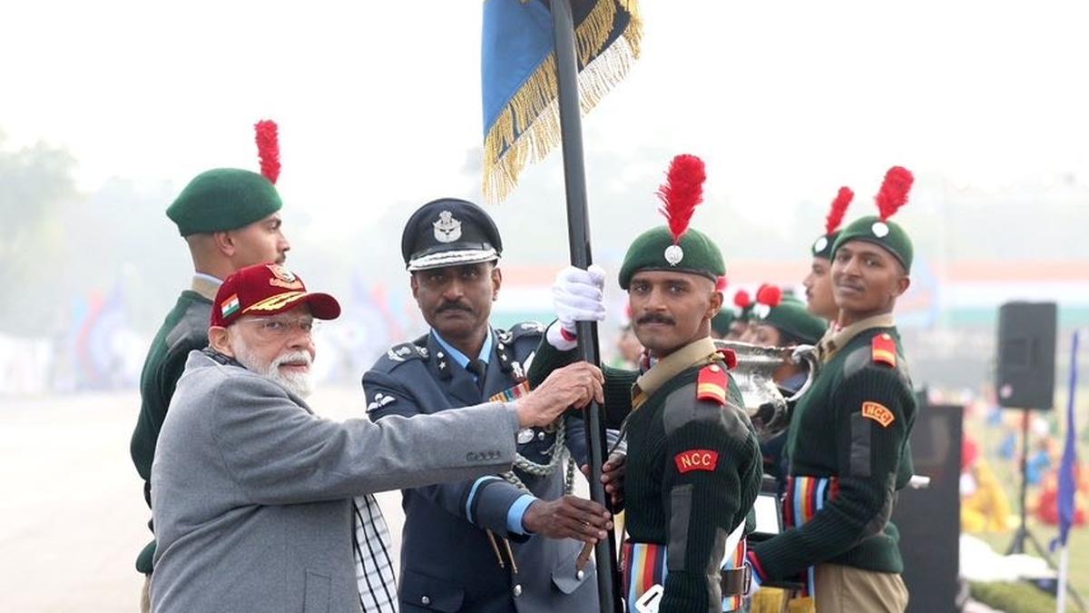NCC cadets of Karnataka-Goa win PM's banner and trophy for 2nd consecutive  year at Republic Day Camp 2026 - The Hindu