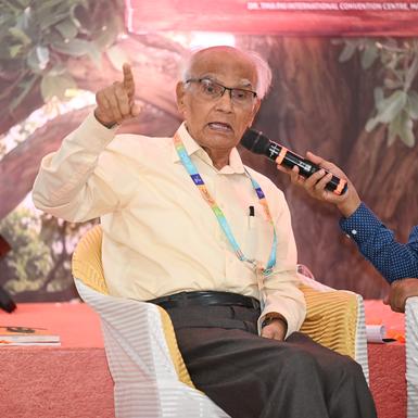 SL Bhyrappa Passes Away: Popular Kannada novelist and philosopher dies of  cardiac arrest in Bengaluru - The Hindu