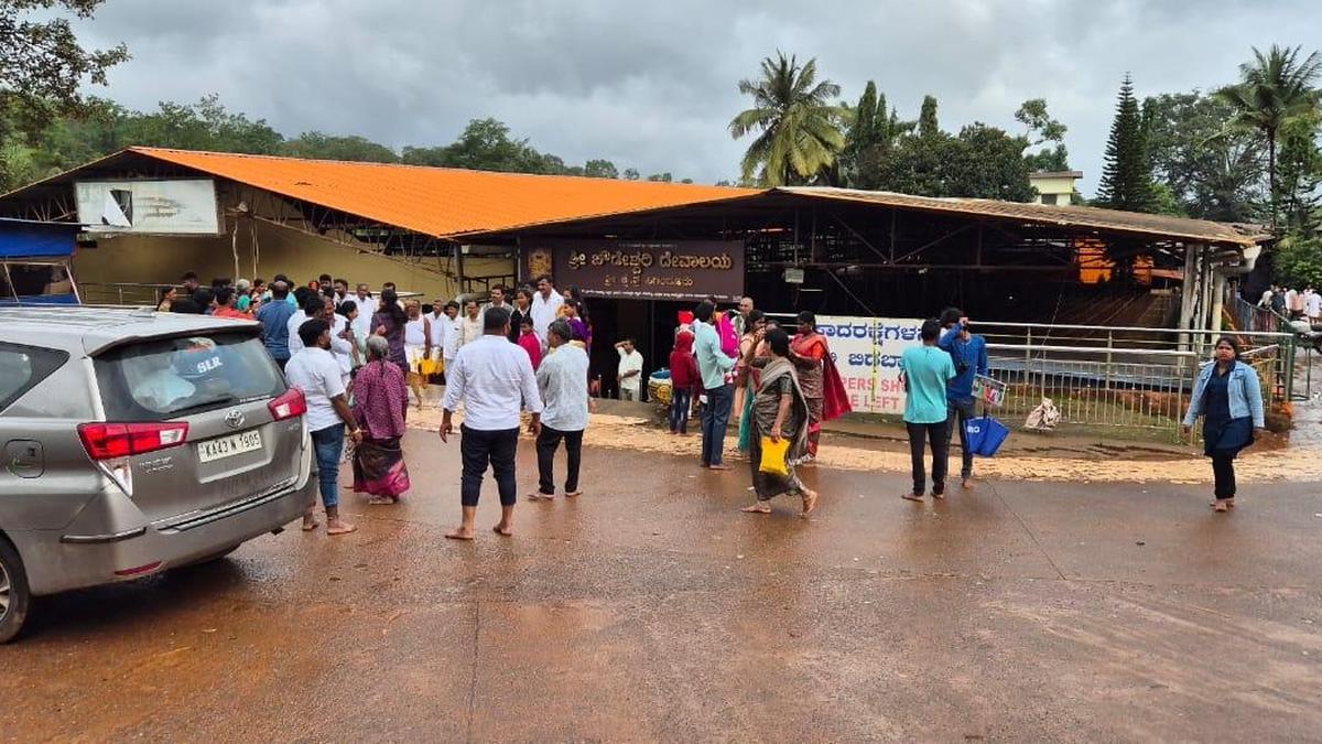 Forest official clears proposal for diversion of over 10 acres of forest land for Sigandoor temple activities in Shivamogga