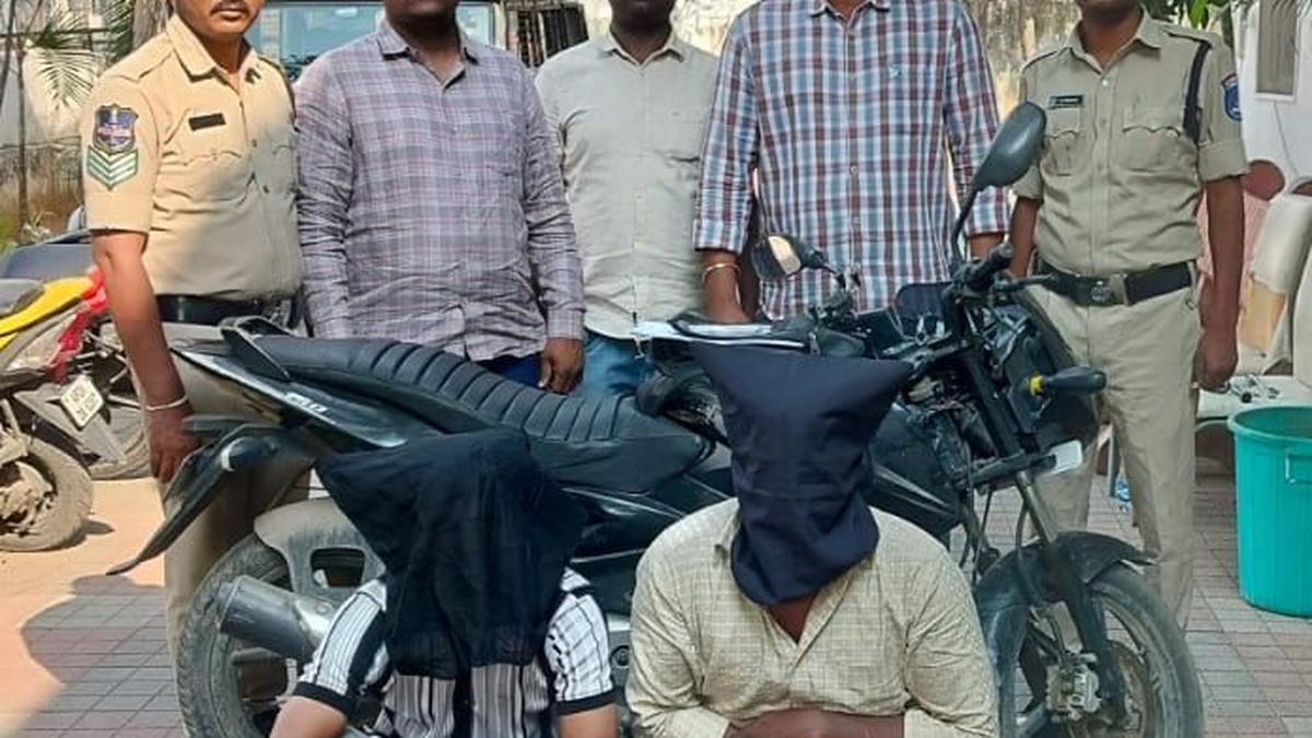 Two arrested for burglary in Miyapur; cash, bike seized