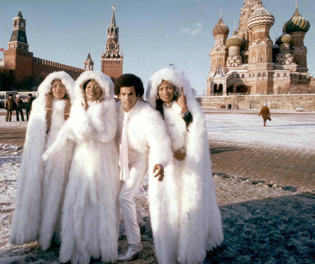 Boney m in red square, moscow during their tour of the ussr in december, 1978, bobby farrel with liz mitchell, mizy williams, and marcia barret. (Photo by: Sovfoto/Universal Images Group via Getty Images)