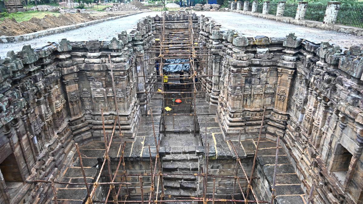 A unique Kalyani Chalukya-era stepwell emerging from obscurity in Gadag