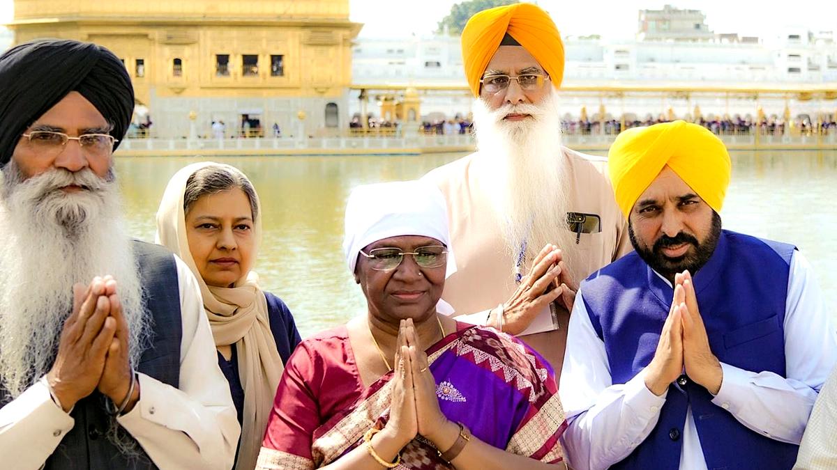 President Droupadi Murmu visits Punjab’s Amritsar, pays obeisance at Golden Temple