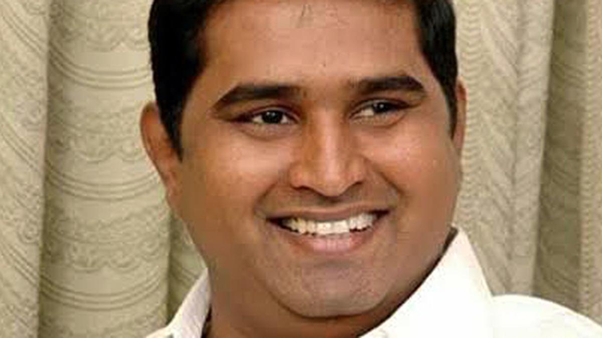 With Madras High Court quashing the charge sheet, 26 accused persons in Armstrong murder case seek bail