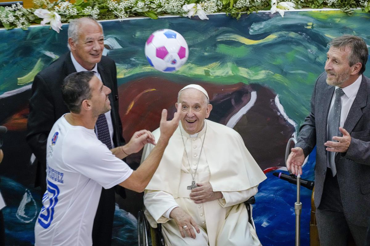 Pope Francis was a card-carrying soccer fan, a promoter of the values in  sports - The Hindu