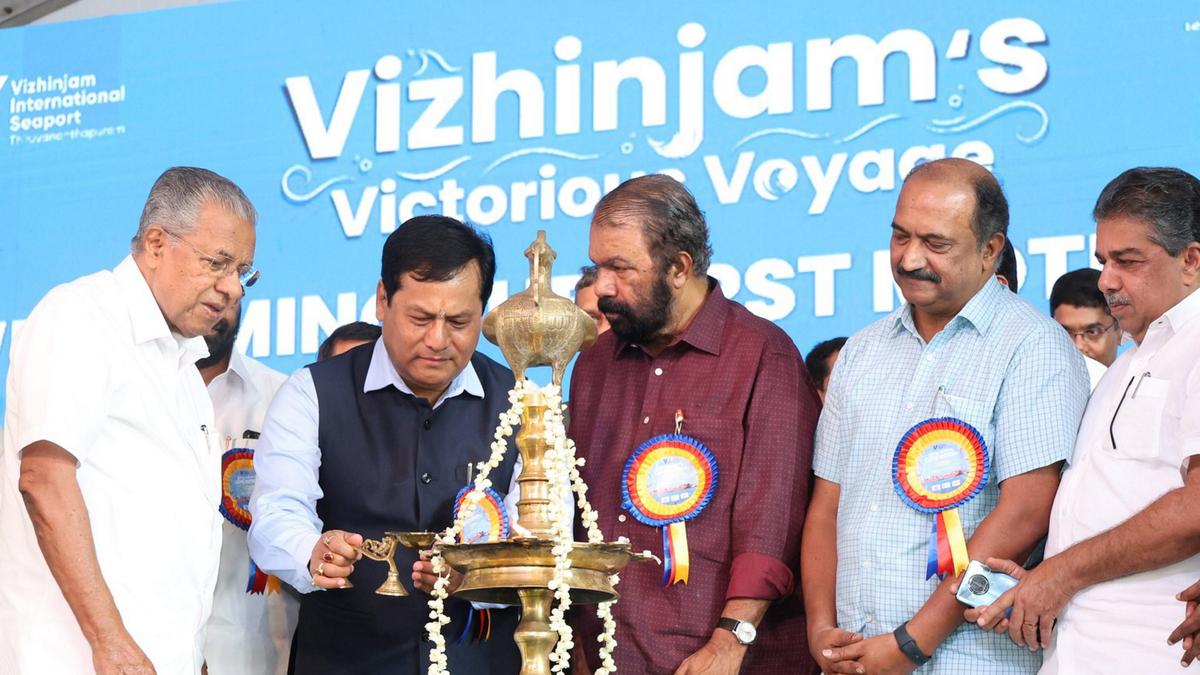 Vizhinjam port a shining example of Kerala government’s willpower, says CM