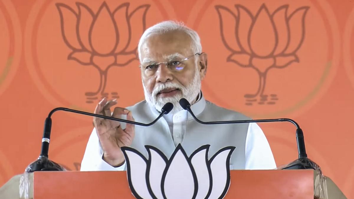 Maharashtra elections: Congress propagating Aurangzeb’s ideas, says PM Modi