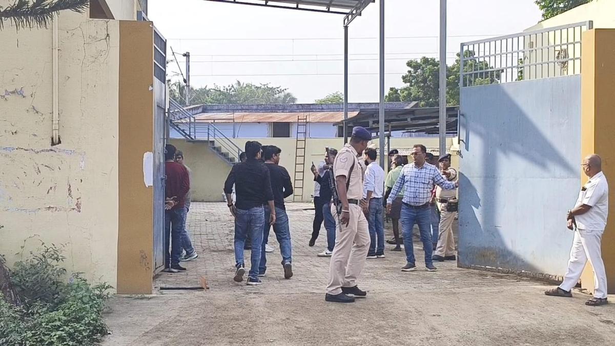 ED, GST officers conduct check at a cardamom merchant’s godown in Bodi with CISF guards on duty