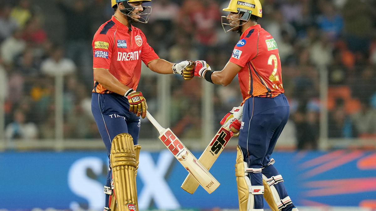 IPL-17 | Inconsistent Punjab face unpredictable SRH in mid-table clash