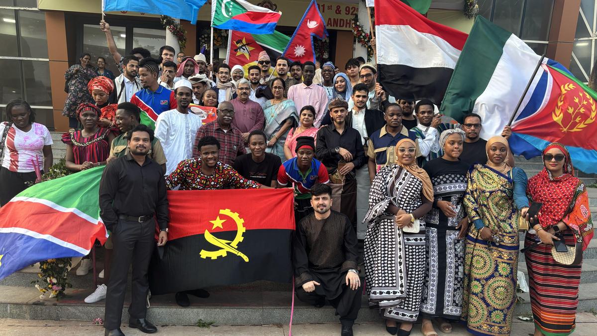 Cultures converge as Andhra University marks its centenary