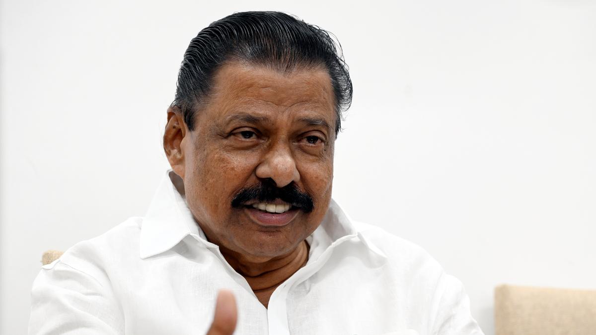 Bharat Mata row: CPI(M) accuses Kerala Governor of crossing Constitutional line by using RSS symbols at State events
