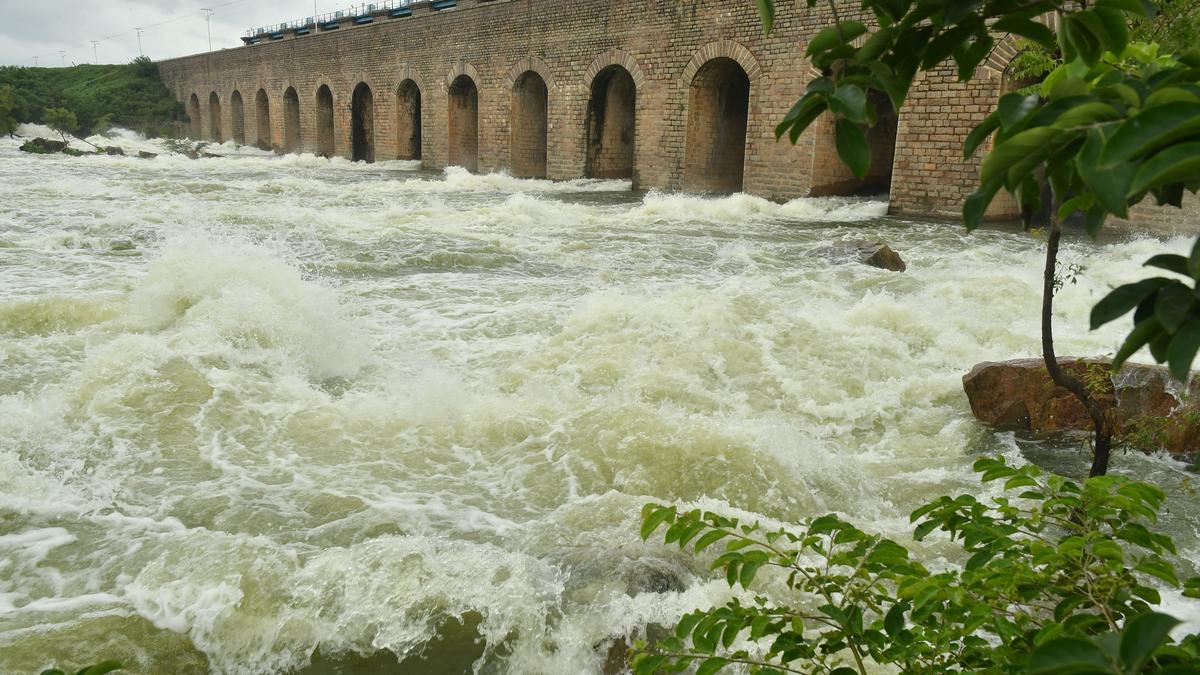 Hyderabad | Gates of Himayatsagar and Osmansagar to be lifted this evening, water to be released into Musi