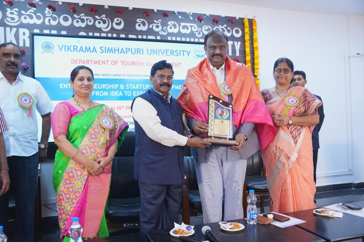 thehindu.com - The Hindu Bureau - Startup ideas must meet global standards: SVU RUSA CEO