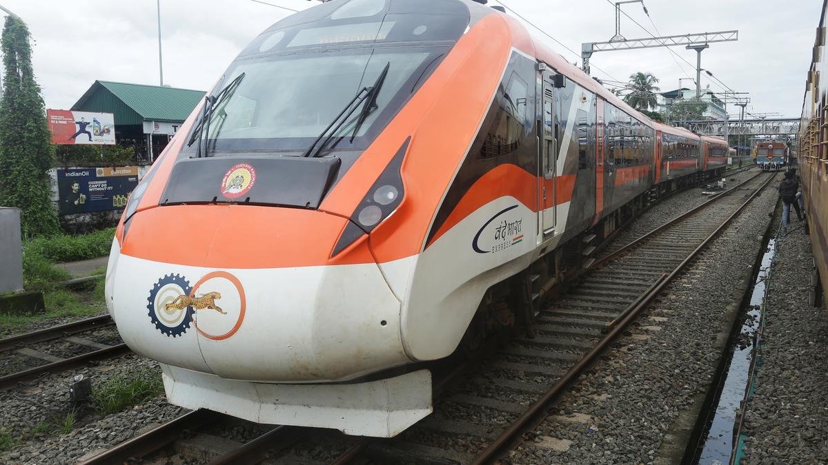 Protests mount over withdrawal of Ernakulam-Bengaluru Vande Bharat train before Onam